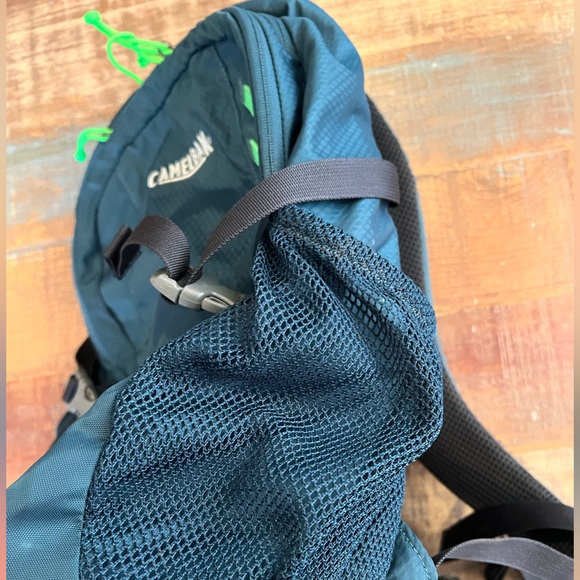 camelbak daystar 18 backpack EUC - Picture 10 of 10